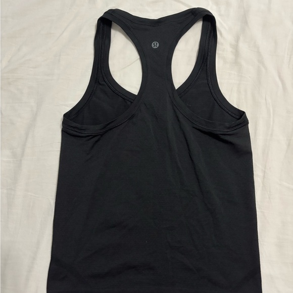EUC Lululemon racer back tank xs - Picture 2 of 2